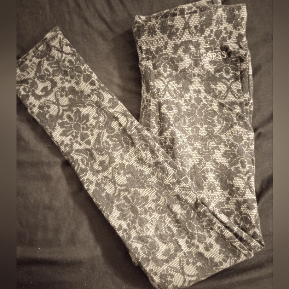 GUESS Lace Print Leggings